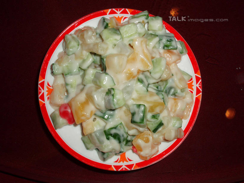 无人,横图,俯视,室内,特写,白天,烹饪,西餐,餐桌,桌子,餐具,水果,一堆,许多,阴影,堆叠,堆积,新鲜,反射,碟子,盘,影子,调料,酱料,酱汁,生食,佐料,沙拉,料理,食品,果实,调味品,很多,调味料,色拉,酱,沙拉酱,沙律,水果沙拉,菜肴,美食,食物,一个,盘子,碟,西式,佳肴,有机食品,绿色食品,单个,餐台,色拉酱,堆,彩图,高角度拍摄,shslj1