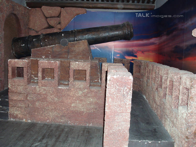 无人,横图,室内,白天,正面,竞争,中国,亚洲,对抗,研究,冲突,教育,破坏,浙江,浙江省,大炮,武器,战争,石浦渔港,象山,宁波,展览,损坏,攻击,威胁,对立,矛盾,欣赏,兵器,防御,陈列,东亚,中华人民共和国,华东地区,浙,敌对,挫败,斗争,抗拒,抗衡,杀伤,威慑,宁波市,典藏,危险,彩图,石浦,石浦镇,象山县,shslj1