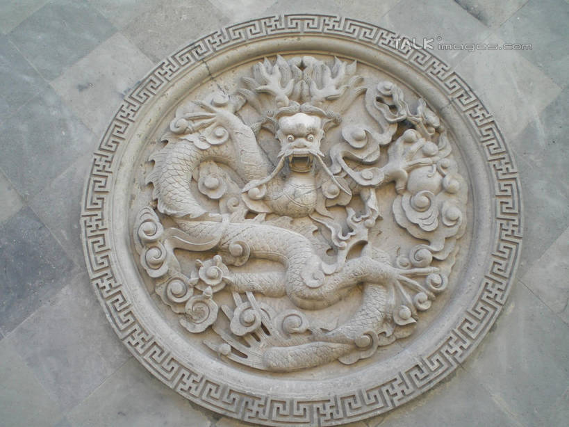 无人,横图,室外,白天,正面,旅游,度假,绘画,成功,名胜古迹,标志建筑,地标,建筑,雕塑,中国,亚洲,遗迹,艺术,装饰,龙,雕刻,雕像,浮雕,墙,古迹,文化,文物,娱乐,建设,古建筑,江苏,墙壁,墙面,工艺品,享受,休闲,旅游胜地,放松,千灯古镇,纪念,美术,高贵,主题,图腾,传说,陈列,古文明,东亚,江苏省,昆山,昆山市,中华人民共和国,华东地区,苏,功能,美学,祥瑞,灵兽,权势,尊荣,鹿城,千灯镇,幸运,画画,彩图,昆山千灯古镇,千灯,千墩,shslj1