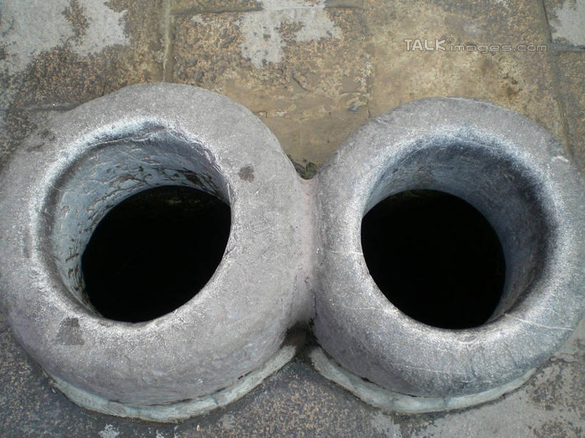 无人,横图,俯视,室外,白天,旅游,度假,灌溉,名胜古迹,标志建筑,地标,建筑,中国,亚洲,遗迹,水井,生活,古迹,文物,娱乐,建设,古建筑,江苏,享受,休闲,旅游胜地,放松,储蓄,井,千灯古镇,浇灌,储存,古文明,东亚,江苏省,昆山,昆山市,中华人民共和国,华东地区,苏,储备,蕴藏,贮备,鹿城,千灯镇,彩图,高角度拍摄,两口,昆山千灯古镇,千灯,千墩,贮存,shslj1