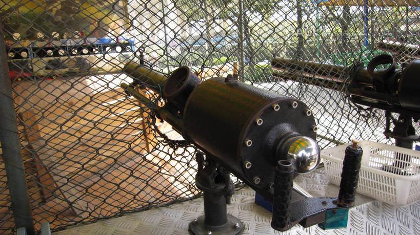 无人,游乐园,横图,室外,白天,正面,度假,游戏,竞争,美景,城市风光,城市,游乐场,上海,中国,亚洲,对抗,冲突,枪支,景观,铁丝网,玩,破坏,娱乐,享受,休闲,武器,景色,放松,战争,机枪,游乐设施,锦江乐园,活动,损坏,申,攻击,威胁,对立,发泄,矛盾,消遣,智力,兵器,防御,枪械,机关枪,东亚,闵行区,上海市,中华人民共和国,沪,华东地区,弹夹,敌对,挫败,斗争,抗拒,抗衡,宣泄,杀伤,威慑,乐园,主题公园,游艺设施,铁蒺藜,子弹夹,危险,玩耍,嬉戏,彩图,人造公园,主题乐园,shslj1