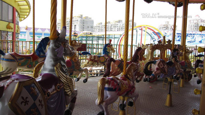 无人,游乐园,横图,室外,白天,正面,度假,游戏,美景,植物,城市风光,城市,游乐场,上海,中国,亚洲,景观,玩,娱乐,树,树木,绿色,天空,自然,天,享受,休闲,旋转木马,景色,放松,游乐设施,锦江乐园,生长,成长,活动,申,发泄,消遣,智力,木马,东亚,闵行区,上海市,中华人民共和国,沪,华东地区,宣泄,乐园,主题公园,游艺设施,玩耍,嬉戏,彩图,人造公园,主题乐园,shslj1