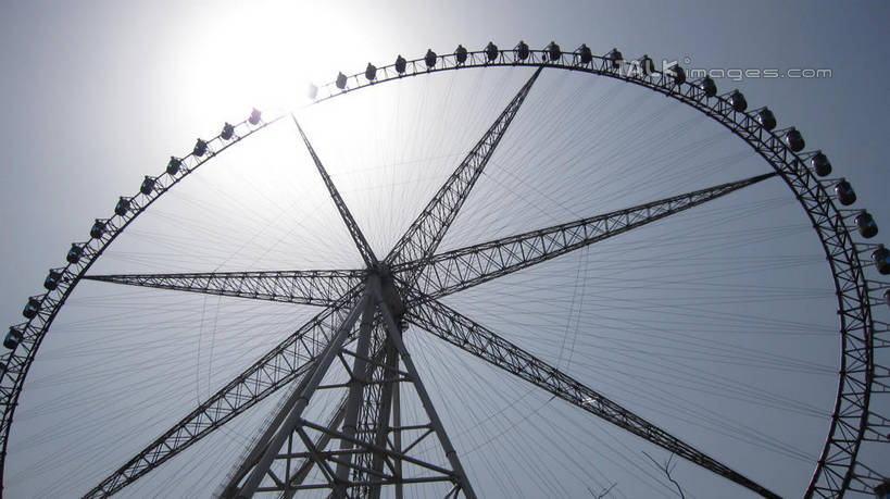 无人,游乐园,横图,室外,白天,仰视,度假,游戏,美景,城市风光,城市,游乐场,上海,中国,亚洲,阴影,光线,影子,景观,摩天轮,玩,娱乐,蓝色,蓝天,天空,阳光,天,享受,休闲,景色,放松,游乐设施,锦江乐园,晴朗,活动,申,发泄,消遣,智力,东亚,闵行区,上海市,万里无云,费里斯大转轮,中华人民共和国,沪,华东地区,宣泄,乐园,主题公园,游艺设施,晴空,晴空万里,玩耍,嬉戏,彩图,低角度拍摄,人造公园,主题乐园,shslj1