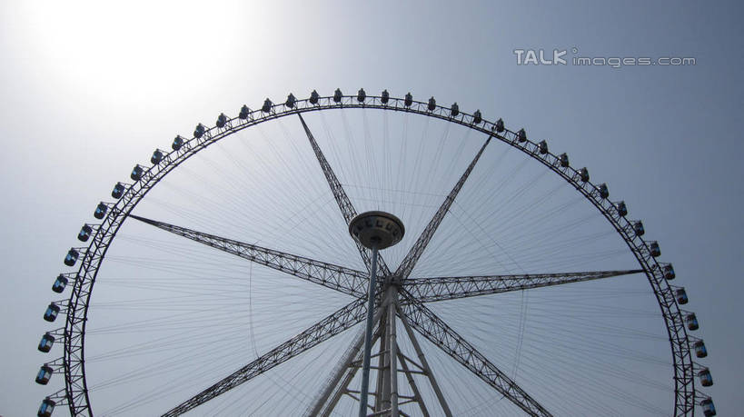 无人,游乐园,横图,室外,白天,仰视,度假,游戏,美景,城市风光,城市,游乐场,上海,中国,亚洲,阴影,光线,影子,景观,摩天轮,玩,娱乐,蓝色,蓝天,天空,阳光,天,享受,休闲,景色,放松,游乐设施,锦江乐园,晴朗,活动,申,发泄,消遣,智力,东亚,闵行区,上海市,万里无云,费里斯大转轮,中华人民共和国,沪,华东地区,宣泄,乐园,主题公园,游艺设施,晴空,晴空万里,玩耍,嬉戏,彩图,低角度拍摄,人造公园,主题乐园,shslj1