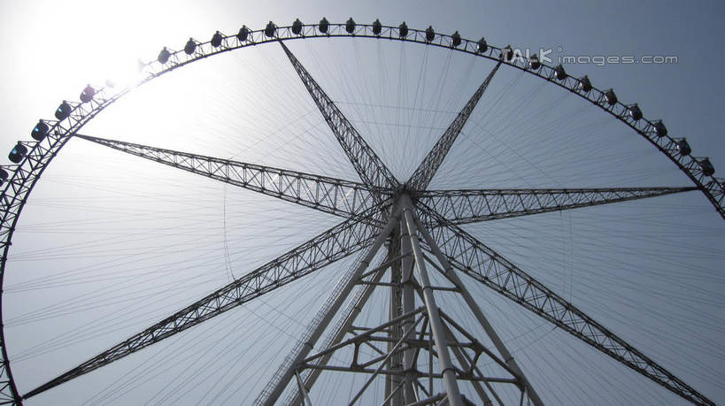 无人,游乐园,横图,室外,白天,仰视,度假,游戏,美景,城市风光,城市,游乐场,上海,中国,亚洲,阴影,光线,影子,景观,摩天轮,玩,娱乐,蓝色,蓝天,天空,阳光,天,享受,休闲,景色,放松,游乐设施,锦江乐园,晴朗,活动,申,发泄,消遣,智力,东亚,闵行区,上海市,万里无云,费里斯大转轮,中华人民共和国,沪,华东地区,宣泄,乐园,主题公园,游艺设施,晴空,晴空万里,玩耍,嬉戏,彩图,低角度拍摄,人造公园,主题乐园,shslj1