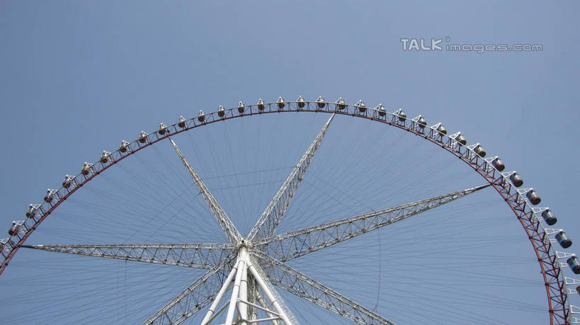 无人,游乐园,横图,室外,白天,仰视,度假,游戏,美景,城市风光,城市,游乐场,上海,中国,亚洲,阴影,光线,影子,景观,摩天轮,玩,娱乐,蓝色,蓝天,天空,阳光,天,享受,休闲,景色,放松,游乐设施,锦江乐园,晴朗,活动,申,发泄,消遣,智力,东亚,闵行区,上海市,万里无云,费里斯大转轮,中华人民共和国,沪,华东地区,宣泄,乐园,主题公园,游艺设施,晴空,晴空万里,玩耍,嬉戏,彩图,低角度拍摄,人造公园,主题乐园,shslj1