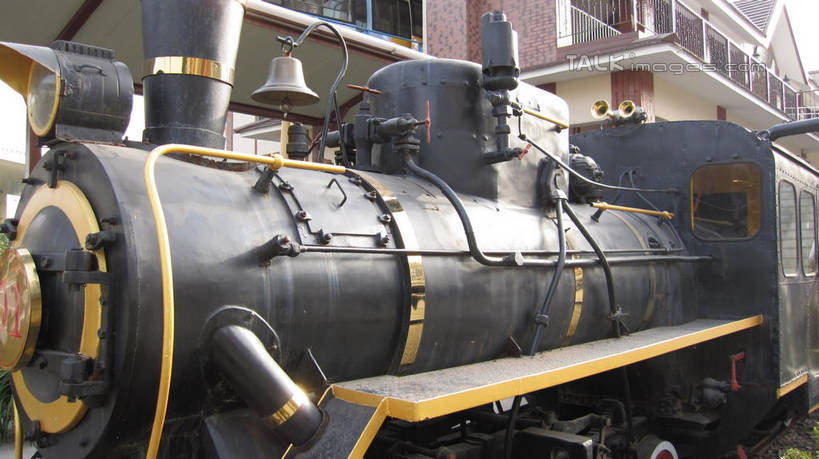 无人,游乐园,横图,室外,白天,正面,度假,美景,城市风光,城市,游乐场,火车,上海,中国,亚洲,一辆,阴影,光线,影子,景观,娱乐,车,阳光,交通工具,享受,休闲,景色,放松,锦江乐园,申,载具,蒸汽机,东亚,闵行区,上海市,中华人民共和国,沪,华东地区,乐园,主题公园,蒸汽机车,火车机车,彩图,人造公园,主题乐园,shslj1