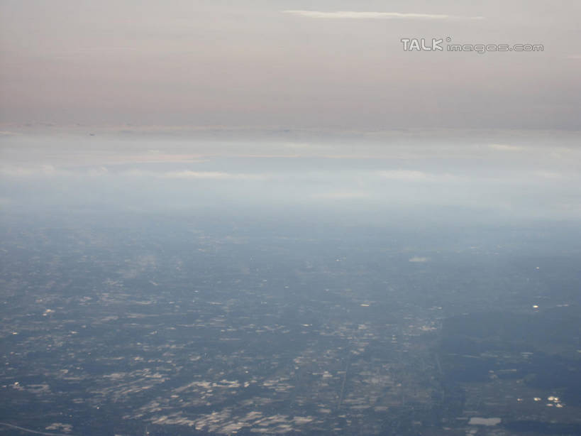 无人,家,横图,俯视,航拍,室外,白天,旅游,度假,美景,植物,城市风光,城市,建筑,阴影,光线,影子,房屋,屋子,景观,云,云朵,公寓,云彩,娱乐,建设,洋房,楼房,住宅,树,树木,蓝色,绿色,白云,蓝天,天空,阳光,自然,天,享受,休闲,景色,放松,生长,晴朗,成长,鸟瞰,晴空,彩图,高角度拍摄,房子,shslj1