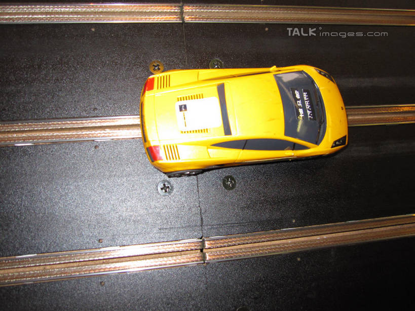 无人,博物馆,横图,俯视,室内,特写,白天,游戏,静物,玩具,研究,教育,玩,娱乐,车,黄色,交通工具,休闲,益智,活动,展览,发泄,消遣,欣赏,智力,载具,陈列,宣泄,典藏,玩具车,玩耍,嬉戏,彩图,高角度拍摄,shslj1