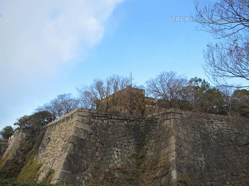 无人,公园,横图,室外,白天,仰视,度假,石头,美景,植物,城市风光,城市,日本,亚洲,阴影,光线,石子,影子,墙,景观,云,云朵,中央区,云彩,娱乐,墙壁,墙面,树,树木,蓝色,绿色,白云,蓝天,天空,阳光,自然,天,享受,休闲,景色,放松,大阪,大阪城公园,生长,晴朗,成长,东亚,本州,大阪府,本州岛,日本国,近畿地方,近畿,石块,晴空,彩图,低角度拍摄,shslj1