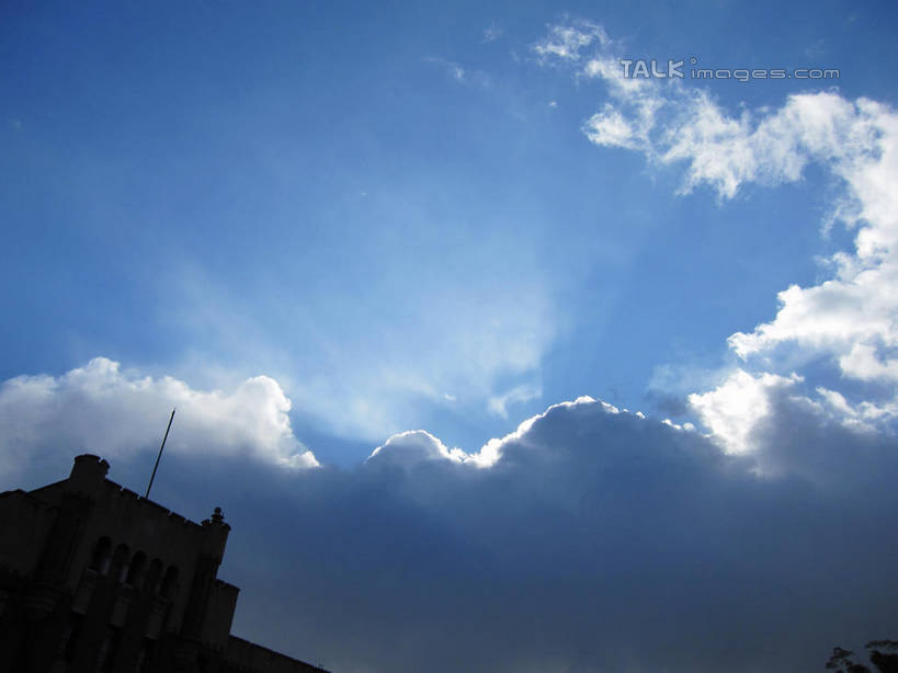 无人,博物馆,公园,横图,室外,白天,仰视,旅游,度假,标志建筑,地标,建筑,日本,亚洲,阴影,研究,光线,影子,云,云朵,中央区,背光,教育,云彩,娱乐,建设,蓝色,白云,蓝天,天空,阳光,天,享受,休闲,旅游胜地,放松,大阪,大阪城公园,大阪历史博物馆,晴朗,展览,欣赏,逆光,陈列,东亚,本州,大阪府,本州岛,日本国,近畿地方,大阪城,近畿,典藏,晴空,彩图,低角度拍摄,shslj1