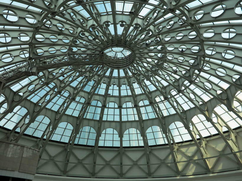 无人,商店,横图,室内,白天,仰视,购物,度假,消费,美景,窗户,城市风光,超市,城市,商场,上海,中国,亚洲,天窗,景观,娱乐,玻璃窗,享受,休闲,景色,放松,金融,百货,港汇广场,徐家汇,申,选购,贸易,百货公司,东亚,徐汇区,上海市,中华人民共和国,沪,华东地区,虹桥路,血拼,彩图,低角度拍摄,购物商场,购物中心,商业中心,港汇恒隆广场,shslj1