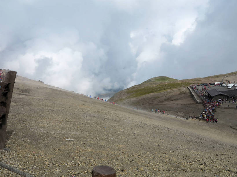 无人,横图,室外,白天,正面,旅游,度假,美景,山,山脉,植物,长白山,中国,亚洲,枯萎,景观,山峰,乌云,云,阴天,云朵,枯草,山峦,云彩,娱乐,草,黄色,天空,自然,群山,天,享受,休闲,景色,放松,昏暗,阴沉,自然风光,东亚,天池,吉林,吉林省,中华人民共和国,东北地区,吉,彩图,长白山脉,shslj1