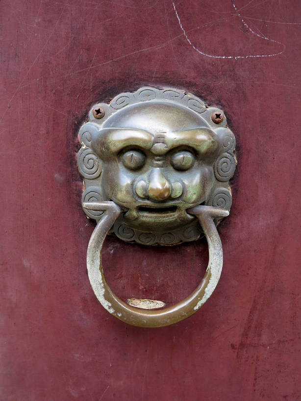 无人,竖图,室外,特写,白天,正面,门,静物,金属制品,雕塑,上海,中国,亚洲,艺术,装饰,金属,木制,雕刻,雕像,一个,把手,门把手,木制品,工艺品,门框,单个,纪念,门把,美术,申,主题,陈列,东亚,上海市,嘉定区,古猗园,中华人民共和国,沪,华东地区,功能,美学,拉手,彩图,古漪园,南翔,南翔镇,shslj1