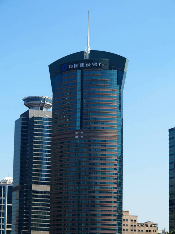 无人,高楼大厦,竖图,室外,白天,正面,旅游,度假,窗户,落地窗,标志建筑,大厦,地标,建筑,摩天大楼,上海,中国,亚洲,一排,许多,阴影,整齐,并列,并排,光线,标志,文字,影子,字符,很多,娱乐,标识,建设,浦东,玻璃窗,排列,蓝色,蓝天,天空,阳光,天,享受,休闲,汉字,旅游胜地,放松,晴朗,申,队列,中文,平行,玻璃幕墙,金融中心,陆家嘴,陆家嘴金融贸易区,浦东新区,东亚,上海市,万里无云,中华人民共和国,沪,华东地区,上海世界金融大厦,国文,华文,晴空,晴空万里,彩图,大楼,高层建筑,高楼,摩天楼,世界金融大厦,shslj1