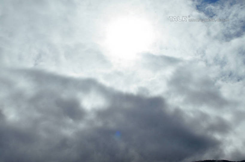 无人,横图,室外,特写,白天,仰视,美景,太阳,韩国,亚洲,阴影,光线,影子,景观,云,云朵,云彩,蓝色,白云,蓝天,天空,阳光,自然,天,景色,晴朗,自然风光,东亚,大韩民国,忠清北道,晴空,彩图,低角度拍摄,道,shslj1,南朝鲜,南韩