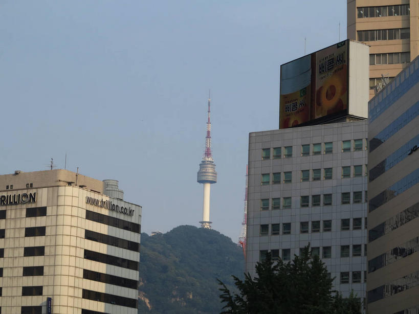 无人,公园,高楼大厦,横图,室外,白天,正面,度假,美景,山,山脉,植物,城市风光,标志建筑,城市,大厦,地标,建筑,摩天大楼,首尔,汉城,韩国,亚洲,一座,阴影,光线,英文,标志,文字,影子,字符,字母,景观,山峰,塔,山峦,首都,娱乐,标识,建设,树,树木,蓝色,绿色,蓝天,天空,阳光,自然,群山,天,享受,休闲,景色,放松,生长,晴朗,成长,英文字母,电视塔,东亚,万里无云,南山,大韩民国,首尔市,首尔特别市,特别市,南山公园,N首尔塔,首尔塔,汉城塔,龙山区,晴空,晴空万里,彩图,大楼,高层建筑,高楼,摩天楼,明洞,中区,shslj1,韩国首尔南山公园