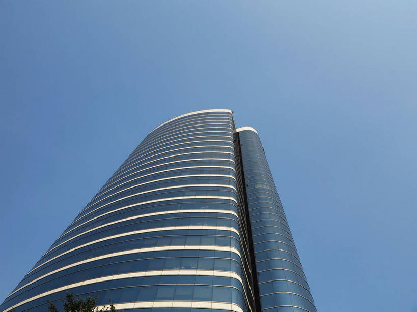 无人,高楼大厦,横图,室外,白天,仰视,度假,美景,窗户,落地窗,城市风光,标志建筑,城市,大厦,地标,建筑,摩天大楼,首尔,汉城,韩国,亚洲,一排,许多,阴影,整齐,并列,并排,光线,影子,景观,首都,很多,娱乐,建设,玻璃窗,排列,蓝色,蓝天,天空,阳光,天,享受,休闲,景色,放松,晴朗,队列,平行,玻璃幕墙,东亚,万里无云,大韩民国,首尔市,首尔特别市,特别市,晴空,晴空万里,彩图,低角度拍摄,大楼,高层建筑,高楼,摩天楼,明洞,中区,shslj1