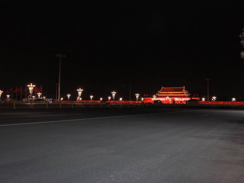 无人,天安门,宫殿,横图,室外,夜晚,正面,旅游,度假,名胜古迹,植物,标志建筑,道路,地标,建筑,路,路灯,公路,照明,北京,天安门广场,中国,亚洲,许多,遗迹,瓦片,墙,屋檐,灯光,交通,首都,很多,古迹,文物,娱乐,建设,古建筑,檐,墙壁,墙面,灯,树,树木,绿色,天空,自然,天,享受,休闲,旅游胜地,放松,生长,成长,照亮,宫廷,照明设备,古文明,东亚,中华人民共和国,东城区,北京市,京,北平,华北地区,天安门城楼,王宫,马路,彩图,皇宫,承天门,东城,shslj1