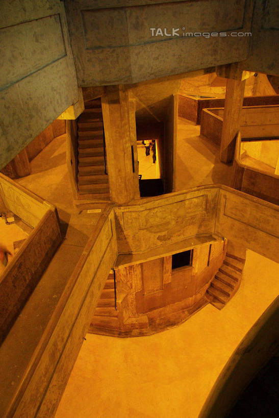 无人,工厂,栏杆,竖图,俯视,室内,白天,旅游,度假,楼梯,标志建筑,地标,建筑,上海,中国,亚洲,扶手,阶梯,娱乐,建设,1933创意园,虹口区,护栏,台阶,享受,休闲,旅游胜地,放松,申,东亚,上海市,中华人民共和国,沪,华东地区,螺旋状,彩图,高角度拍摄,螺旋形,螺旋形状,螺旋型,工地,制造厂,上海1933,1933老场房,shwf1