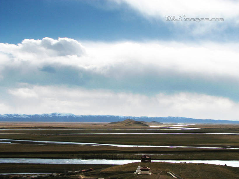 无人,横图,俯视,室外,白天,旅游,度假,草地,草原,河流,美景,水,植物,中国,亚洲,阴影,光线,影子,地平线,河水,景观,旷野,水流,云,云朵,辽阔,地面,云彩,娱乐,草,蓝色,绿色,白云,蓝天,天空,阳光,自然,天,享受,休闲,广阔,景色,放松,北川县,四川省,晴朗,一望无际,自然风光,原野,延伸,东亚,四川,中华人民共和国,天地相交,西南地区,川,绵阳,绵阳市,无边无际,一马平川,晴空,彩图,高角度拍摄,北川羌族自治县,shwf1