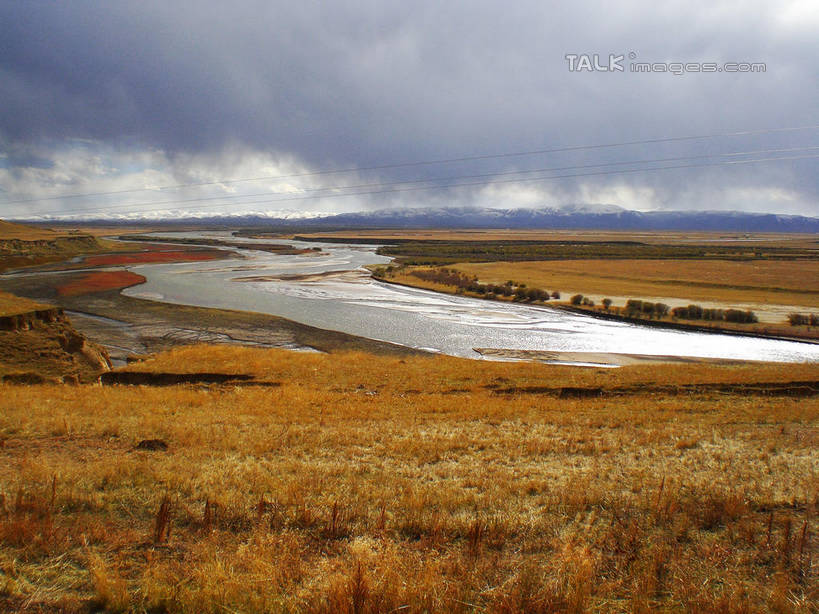无人,横图,室外,白天,正面,旅游,度假,草地,草原,草坪,河流,美景,水,植物,中国,亚洲,阴影,枯萎,光线,影子,地平线,河水,荒野,景观,旷野,水流,云,云朵,热带,辽阔,地面,云彩,娱乐,草,蓝色,白云,蓝天,天空,阳光,自然,天,享受,休闲,广阔,景色,放松,北川县,四川省,晴朗,一望无际,死亡,自然风光,原野,延伸,荒原,东亚,四川,中华人民共和国,天地相交,西南地区,川,绵阳,绵阳市,无边无际,一马平川,枯败,晴空,彩图,北川羌族自治县,shwf1
