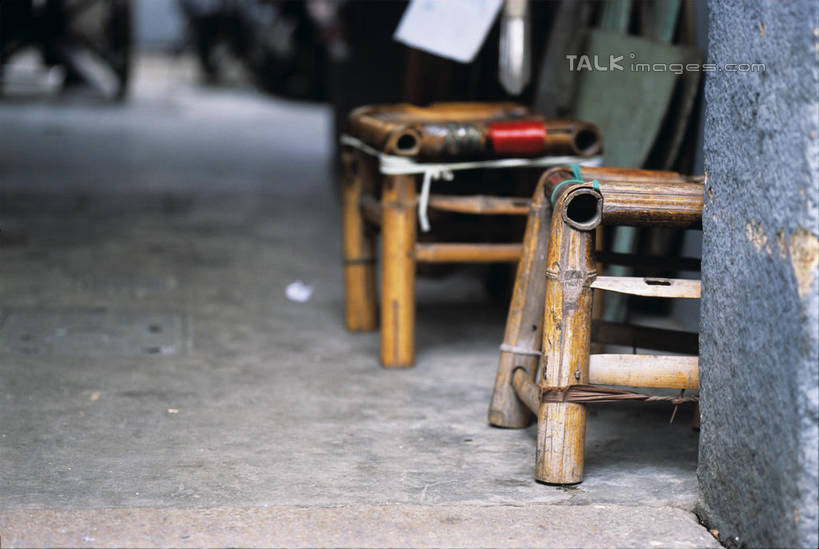 无人,横图,室外,白天,正面,度假,美景,城市风光,城市,上海,中国,亚洲,阴影,竹制,朦胧,模糊,光线,影子,凳子,墙,景观,小巷,娱乐,弄堂,墙壁,墙面,巷子,阳光,享受,休闲,景色,放松,申,竹制品,东亚,上海市,中华人民共和国,沪,华东地区,彩图,shylt1