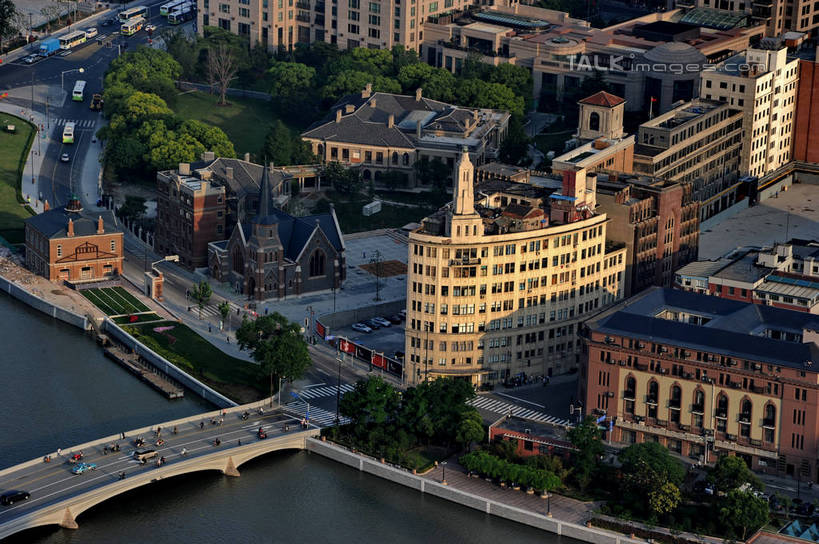 无人,家,高楼大厦,横图,俯视,室外,白天,度假,美景,植物,城市风光,城市,大桥,大厦,建筑,摩天大楼,桥梁,上海,中国,亚洲,房屋,屋子,景观,公寓,建筑群,斜拉桥,桥,娱乐,建设,洋房,楼房,住宅,树,树木,绿色,自然,享受,休闲,景色,放松,生长,成长,申,苏州河,吴淞江,东亚,上海市,中华人民共和国,沪,华东地区,斜张桥,彩图,高角度拍摄,房子,大楼,高层建筑,高楼,摩天楼,shzxz1