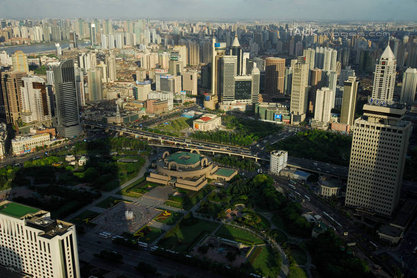 无人,博物馆,高楼大厦,横图,全景,俯视,航拍,室外,白天,度假,美景,天际线,城市风光,标志建筑,城市,大厦,地标,建筑,剧院,摩天大楼,上海,中国,亚洲,阴影,研究,光线,影子,景观,云,云朵,建筑群,教育,云彩,娱乐,建设,蓝色,白云,蓝天,天空,阳光,人民广场,天,享受,休闲,景色,放松,上海博物馆,上海城市规划馆,上海大剧院,上海自然博物馆,晴朗,展览,申,鸟瞰,欣赏,陈列,黄浦区,东亚,上海音乐厅,延安东路,上海城市规划展示馆,上海市,中华人民共和国,沪,华东地区,典藏,上海人民广场,晴空,彩图,高角度拍摄,大楼,高层建筑,高楼,剧场,摩天楼,shzxz1