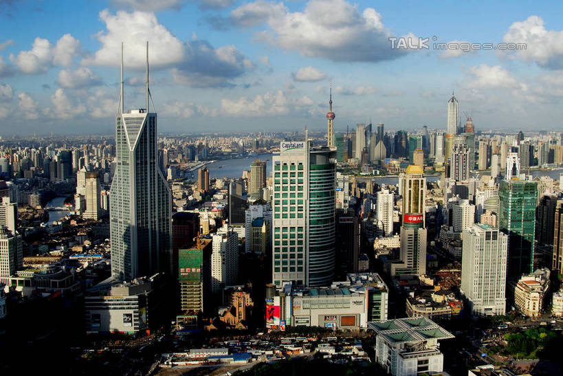 无人,博物馆,高楼大厦,横图,全景,俯视,航拍,室外,白天,度假,美景,天际线,城市风光,标志建筑,城市,大厦,地标,建筑,剧院,摩天大楼,上海,中国,亚洲,阴影,研究,光线,影子,景观,云,云朵,建筑群,教育,云彩,娱乐,建设,蓝色,白云,蓝天,天空,阳光,人民广场,天,享受,休闲,景色,放松,上海城市规划馆,晴朗,展览,申,鸟瞰,欣赏,陈列,黄浦区,东亚,上海城市规划展示馆,上海市,中华人民共和国,沪,华东地区,典藏,上海人民广场,晴空,彩图,高角度拍摄,大楼,高层建筑,高楼,剧场,摩天楼,shzxz1