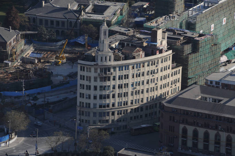 无人,家,高楼大厦,横图,俯视,航拍,室外,白天,度假,美景,植物,城市风光,标志建筑,城市,大厦,道路,地标,建筑,路,摩天大楼,公路,上海,中国,亚洲,阴影,光线,影子,房屋,屋子,景观,公寓,交通,娱乐,建设,洋房,楼房,住宅,树,树木,绿色,阳光,自然,享受,休闲,景色,放松,生长,成长,申,鸟瞰,黄浦区,东亚,光陆大楼,上海市,中华人民共和国,沪,华东地区,马路,彩图,高角度拍摄,房子,大楼,高层建筑,高楼,摩天楼,博物院路,虎丘路,shzxz1