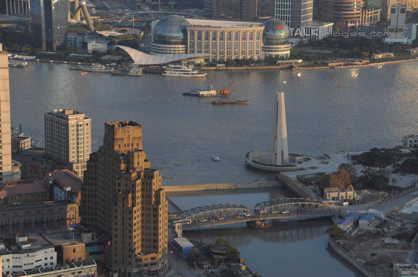 无人,公园,家,高楼大厦,横图,室外,白天,正面,度假,河流,美景,日落,水,植物,城市风光,标志建筑,城市,大桥,大厦,地标,建筑,摩天大楼,桥梁,上海,中国,亚洲,阴影,波纹,光线,影子,房屋,屋子,河水,景观,水流,晚霞,霞光,落日,公寓,斜拉桥,桥,涟漪,娱乐,建设,虹口区,洋房,楼房,住宅,树,树木,绿色,倒影,水纹,阳光,自然,黄昏,外滩,波浪,享受,休闲,景色,彩霞,放松,生长,成长,上海大厦,申,倒映,黄浦区,浦西,苏州河,外白渡桥,东亚,人民英雄纪念塔,上海市,中华人民共和国,沪,华东地区,水晕,夕照,反照,薄暮,斜张桥,黄浦公园,夕阳,彩图,傍晚,房子,大楼,高层建筑,高楼,摩天楼,花园桥,威尔斯桥,纪念塔,上海市人民英雄纪念塔,百老汇大厦,北苏州路,斜阳,shzxz1