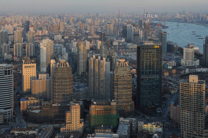 无人,家,高楼大厦,码头,横图,全景,俯视,航拍,室外,白天,度假,河流,美景,日落,水,天际线,城市风光,标志建筑,城市,大桥,大厦,地标,港口,建筑,立交桥,轮船,摩天大楼,桥梁,船,上海,中国,亚洲,阴影,光线,影子,房屋,屋子,河水,景观,水流,晚霞,霞光,落日,高架,公寓,斜拉桥,桥,娱乐,建设,黄浦江,洋房,楼房,住宅,蓝色,蓝天,天空,阳光,黄昏,交通工具,天,享受,休闲,景色,彩霞,放松,杨浦大桥,晴朗,申,鸟瞰,载具,杨浦区,东亚,上海市,万里无云,中华人民共和国,沪,华东地区,夕照,薄暮,晴空,晴空万里,夕阳,彩图,高角度拍摄,傍晚,房子,摆渡口,埠头,大楼,渡口,渡头,港湾,高层建筑,高楼,海港,货运码头,口岸,摩天楼,商港,宁国路,春申江,斜阳,shzxz1