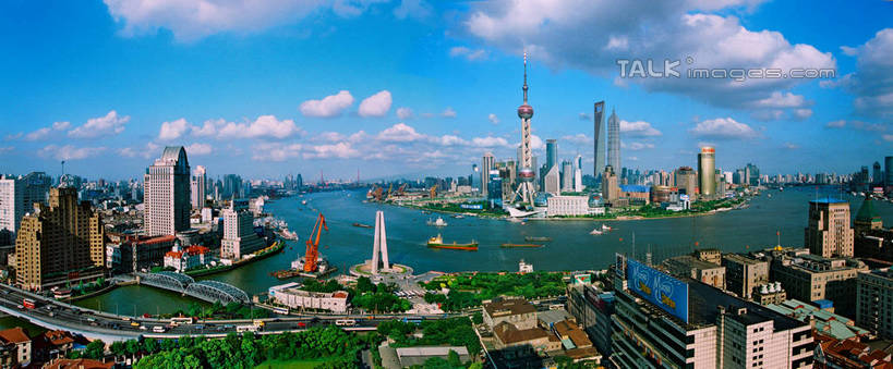 无人,家,高楼大厦,横图,全景,俯视,航拍,室外,白天,度假,河流,美景,水,天际线,植物,城市风光,标志建筑,城市,大厦,地标,建筑,摩天大楼,上海,中国,亚洲,阴影,光线,影子,房屋,屋子,河水,景观,水流,云,云朵,公寓,云彩,娱乐,建设,东方明珠,黄浦江,金茂大厦,浦东,洋房,楼房,住宅,树,树木,蓝色,绿色,白云,蓝天,天空,阳光,自然,外滩,天,享受,休闲,景色,放松,环球金融中心,生长,晴朗,成长,申,鸟瞰,电视塔,柏悦酒店,国际贸易金融中心,合生国际大厦,花旗集团大厦,金融中心,陆家嘴,陆家嘴金融中心,浦东新区,上海环球金融中心,香格里拉酒店,震旦国际大楼,东亚,东方明珠电视塔,滨江大道,上海国际会议中心,上海国际新闻中心,上海市,中华人民共和国,沪,华东地区,晴空,彩图,高角度拍摄,房子,大楼,高层建筑,高楼,摩天楼,黄埔滩,上海外滩,外黄埔滩,春申江,shzxz1