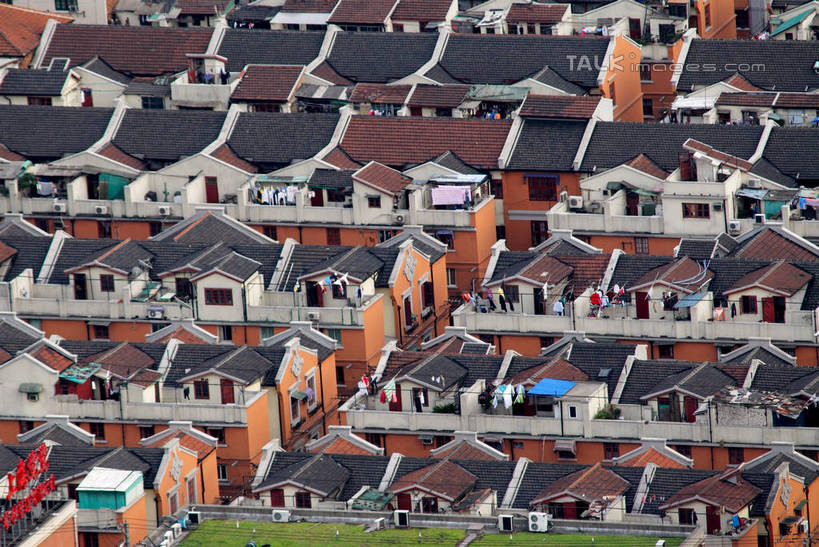 无人,家,横图,俯视,航拍,室外,白天,旅游,度假,草地,草坪,美景,植物,城市风光,城市,建筑,上海,中国,亚洲,一排,许多,阴影,整齐,并列,并排,光线,影子,房屋,屋顶,屋子,景观,公寓,很多,顶棚,娱乐,建设,洋房,楼房,住宅,草,排列,绿色,阳光,享受,休闲,景色,放松,申,鸟瞰,队列,平行,卢湾区,东亚,静安区,延安中路,上海市,中华人民共和国,沪,华东地区,彩图,高角度拍摄,房子,四明邨,shzxz1