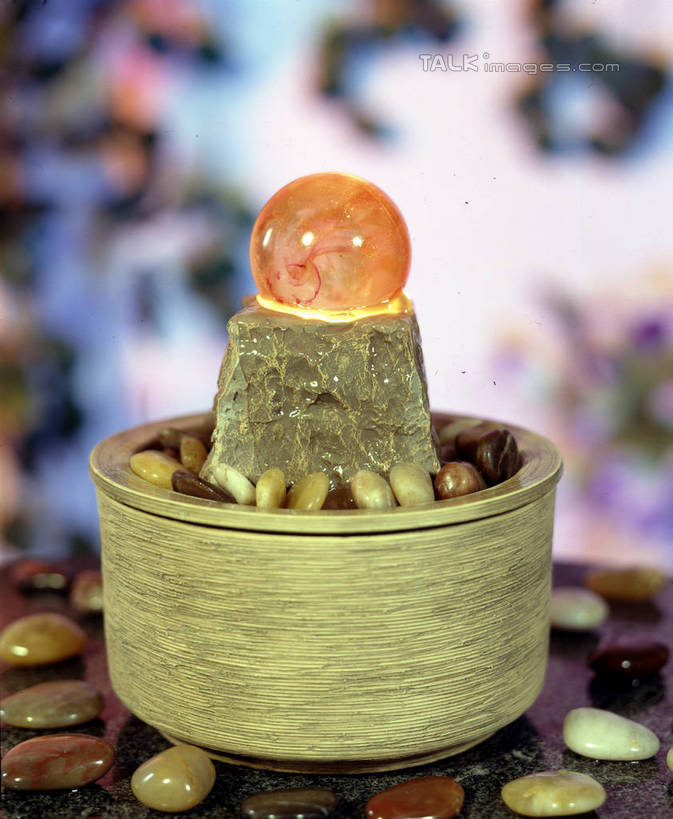 无人,竖图,室内,特写,白天,正面,石头,静物,玉,许多,阴影,朦胧,模糊,光线,石子,影子,灯光,很多,鹅卵石,摄影,奢侈品,影棚,玉器,贵重,珍贵,按摩石,玉石,宝贵,石块,彩图,影棚拍摄,拍摄,szzm1