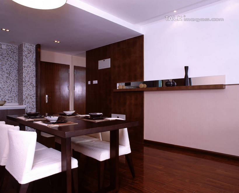 无人,家,横图,室内,白天,正面,别墅,餐桌,地板,柜子,家具,天花板,装修,桌子,建筑,餐具,椅子,欧式,阴影,装饰,反射,碟子,盘,影子,饭厅,房屋,墙,屋子,公寓,地面,储物柜,豪华,建设,现代,装潢,洋房,楼房,木地板,墙壁,墙面,住宅,盘子,碟,室内装潢,餐台,样板房,明亮,舒适,家居装潢,储存,房屋设计,地中海风格,古典风格,简约风格,室内设计,宽敞,样板房装潢,储备,蕴藏,贮备,设计,彩图,房子,贮存,szzm1