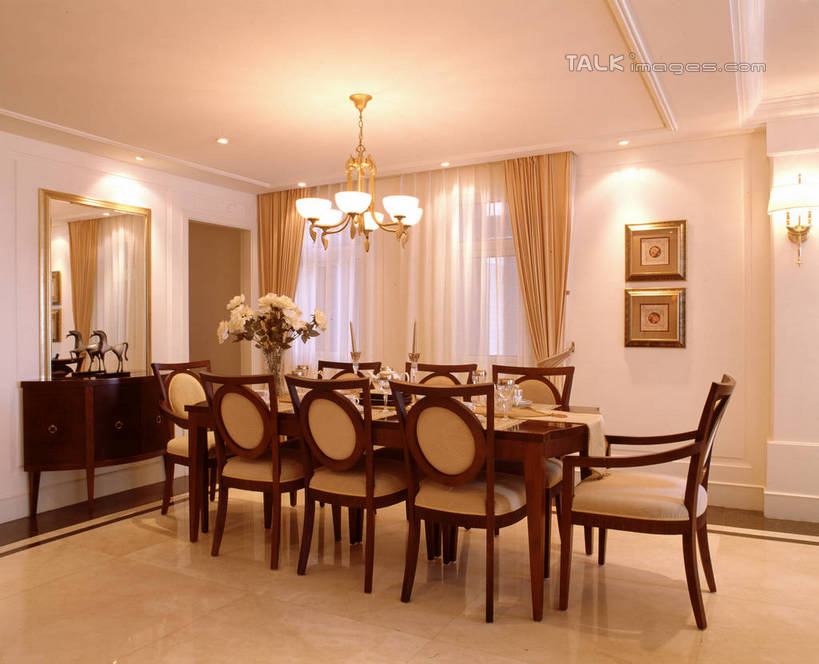 无人,家,横图,室内,白天,正面,时尚,绘画,植物,别墅,家具,天花板,装修,桌面,桌子,建筑,椅子,照明,欧式,阴影,艺术,装饰,盛开,光线,盆栽,影子,饭厅,房屋,木椅,墙,屋子,公寓,灯光,盆景,水晶,古典,豪华,花蕾,文化,建设,现代,装潢,洋房,楼房,吊灯,水晶灯,墙壁,墙面,住宅,灯,花,花瓣,花朵,鲜花,绿色,自然,工艺品,灯具,室内装潢,花苞,花蕊,品味,生长,成长,华丽,样板房,明亮,照亮,美术,高雅,舒适,家居装潢,照明设备,高贵,挂画,水晶吊灯,房屋设计,地中海风格,古典风格,简约风格,室内设计,宽敞,样板房装潢,美学,水晶制品,富丽,华美,设计,装饰画,彩图,房子,水晶石,szzm1