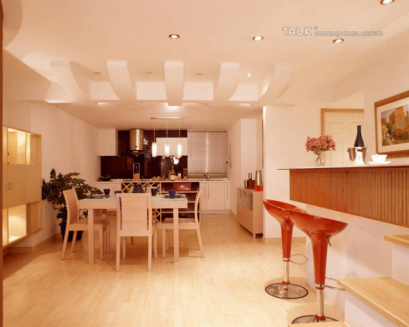 无人,家,横图,室内,白天,正面,绘画,植物,吧台,别墅,餐桌,家具,天花板,装修,桌子,建筑,椅子,欧式,阴影,艺术,装饰,反射,盆栽,影子,饭厅,房屋,墙,屋子,公寓,盆景,古典,豪华,文化,建设,现代,装潢,洋房,楼房,墙壁,墙面,住宅,绿色,自然,工艺品,室内装潢,品味,服务台,生长,成长,餐台,吧椅,样板房,明亮,美术,高雅,舒适,家居装潢,挂画,房屋设计,地中海风格,古典风格,简约风格,室内设计,宽敞,样板房装潢,美学,吧台椅,酒吧椅,设计,装饰画,彩图,房子,酒吧台,szzm1