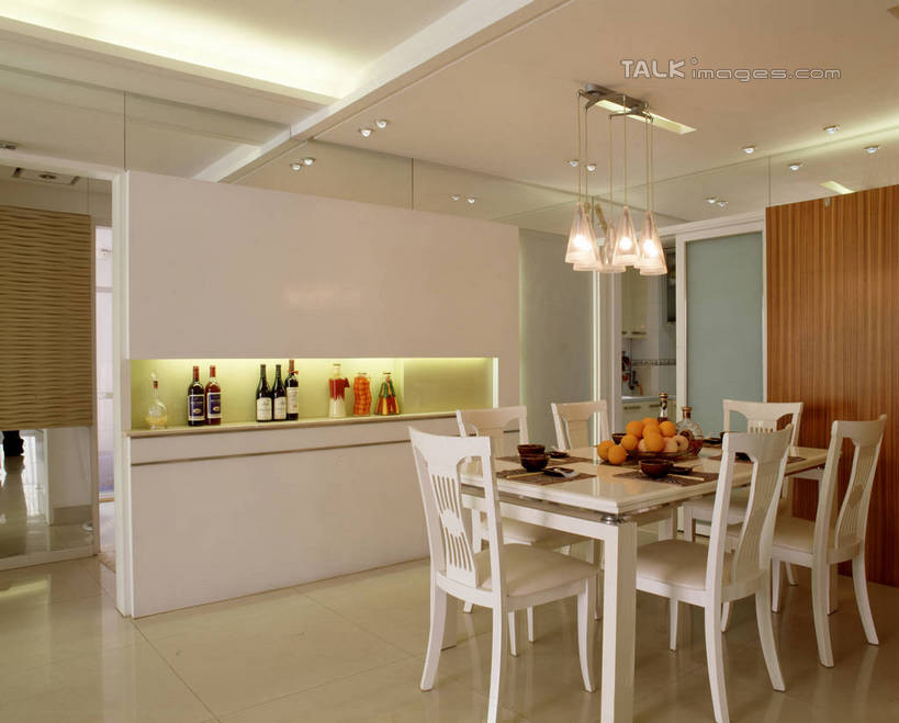 无人,家,横图,室内,白天,正面,别墅,家具,天花板,装修,建筑,餐具,水果,照明,欧式,阴影,新鲜,装饰,光线,碟子,盘,影子,饭厅,房屋,墙,屋子,公寓,灯光,生食,食品,果实,豪华,建设,现代,装潢,洋房,楼房,顶灯,墙壁,墙面,住宅,玻璃制品,灯,酒瓶,食物,盘子,玻璃瓶,瓶子,灯具,碟,室内装潢,有机食品,绿色食品,样板房,明亮,照亮,舒适,家居装潢,照明设备,房屋设计,地中海风格,古典风格,简约风格,室内设计,宽敞,样板房装潢,设计,彩图,房子,szzm1