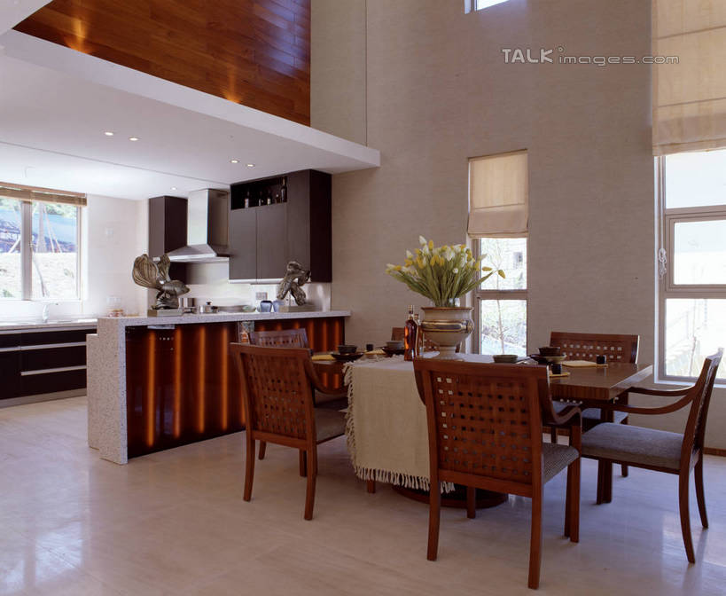 无人,家,横图,室内,白天,正面,植物,别墅,餐桌,窗户,柜子,家具,楼梯,装修,桌子,建筑,椅子,欧式,阴影,装饰,反射,盆栽,影子,饭厅,房屋,阶梯,墙,屋子,公寓,盆景,储物柜,豪华,建设,现代,装潢,洋房,楼房,玻璃窗,墙壁,墙面,台阶,住宅,绿色,白色,自然,室内装潢,生长,成长,餐台,样板房,明亮,舒适,家居装潢,储存,房屋设计,地中海风格,古典风格,简约风格,室内设计,宽敞,样板房装潢,储备,蕴藏,贮备,设计,彩图,房子,贮存,szzm1