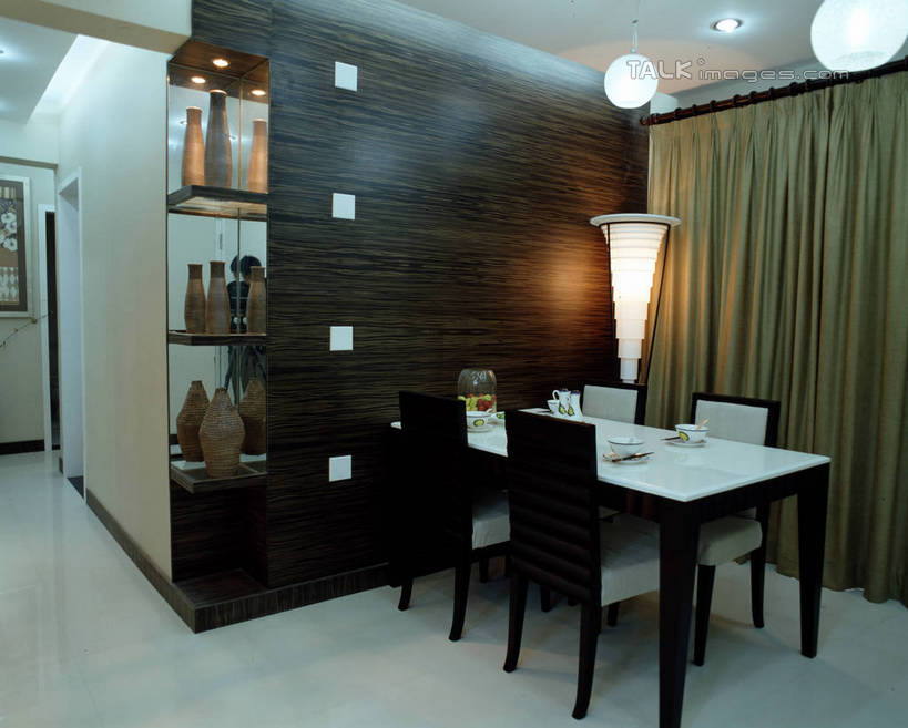 无人,家,横图,室内,白天,正面,时尚,绘画,别墅,餐桌,窗帘,家具,天花板,装修,桌子,建筑,椅子,照明,欧式,阴影,艺术,装饰,光线,影子,饭厅,房屋,墙,屋子,公寓,走道,走廊,过道,灯光,水晶,古典,豪华,文化,建设,现代,装潢,洋房,楼房,吊灯,水晶灯,墙壁,墙面,住宅,灯,帘子,工艺品,灯具,室内装潢,品味,遮阳,餐台,华丽,修饰,样板房,明亮,照亮,美术,点缀,高雅,舒适,家居装潢,照明设备,高贵,挂画,水晶吊灯,房屋设计,地中海风格,古典风格,简约风格,室内设计,宽敞,样板房装潢,美学,衬托,美观,雅致,雅观,水晶制品,富丽,华美,设计,装饰画,彩图,房子,水晶石,szzm1