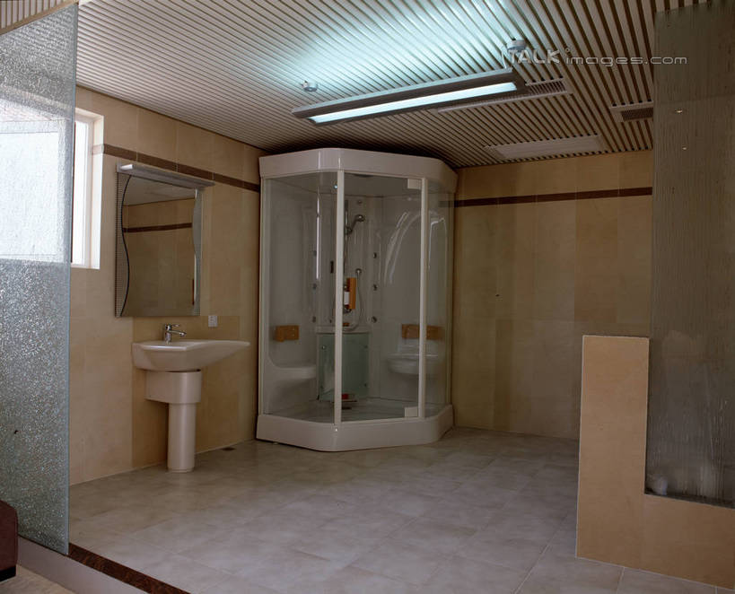 无人,家,横图,室内,白天,正面,别墅,家具,镜子,天花板,卫生间,洗手间,浴室,装修,建筑,照明,欧式,阴影,装饰,光线,水槽,影子,房屋,墙,屋子,公寓,灯光,豪华,建设,现代,水斗,装潢,洋房,楼房,顶灯,墙壁,墙面,住宅,灯,花洒,莲蓬头,灯具,室内装潢,样板房,明亮,照亮,镜像,舒适,家居装潢,镜面,照明设备,房屋设计,地中海风格,古典风格,简约风格,室内设计,宽敞,喷雾头,样板房装潢,设计,厕所,淋浴房,彩图,冲凉房,房子,沐浴间,沐浴室,szzm1