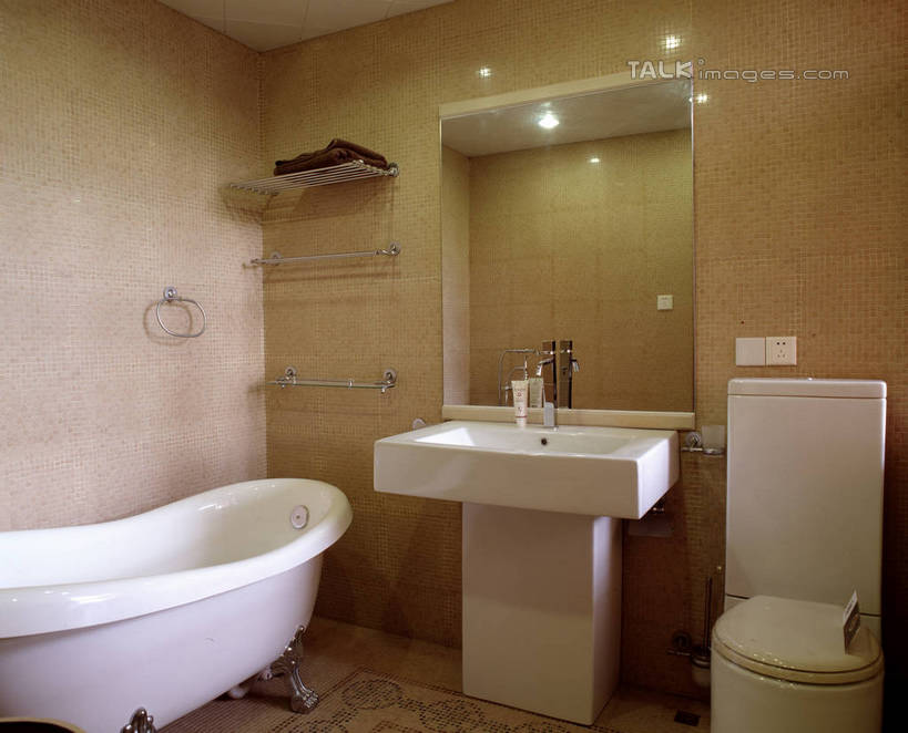 无人,家,横图,室内,白天,正面,别墅,家具,生活用品,天花板,卫生间,洗手间,浴室,装修,建筑,照明,欧式,阴影,装饰,光线,水槽,水龙头,影子,房屋,马桶,墙,屋子,公寓,灯光,豪华,建设,现代,水斗,装潢,洋房,楼房,顶灯,开关,墙壁,墙面,住宅,灯,灯具,室内装潢,浴缸,打开,座便器,样板房,明亮,照亮,阀门,舒适,家居装潢,开启,照明设备,房屋设计,卫浴,地中海风格,古典风格,简约风格,卫浴设备,室内设计,宽敞,样板房装潢,子孙桶,水咀,水管装置,设计,厕所,淋浴房,彩图,冲凉房,房子,沐浴间,沐浴室,szzm1