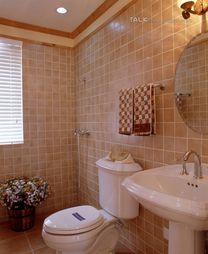 无人,家,竖图,室内,白天,正面,植物,别墅,家具,生活用品,天花板,卫生间,洗手间,浴室,装修,建筑,照明,欧式,阴影,装饰,盛开,光线,壁灯,纺织物,盆栽,水槽,水龙头,影子,房屋,马桶,墙,屋子,公寓,灯光,盆景,豪华,花蕾,建设,现代,水斗,装潢,洋房,楼房,开关,墙壁,墙面,住宅,灯,花,花瓣,花朵,鲜花,绿色,自然,灯具,毛巾,室内装潢,花苞,花蕊,打开,清洁,座便器,生长,成长,保暖,样板房,明亮,照亮,阀门,舒适,家居装潢,开启,照明设备,房屋设计,卫浴,地中海风格,古典风格,简约风格,室内设计,宽敞,透气,防水,样板房装潢,子孙桶,水咀,储水,耐磨,吸水,设计,厕所,淋浴房,彩图,冲凉房,房子,沐浴间,沐浴室,szzm1