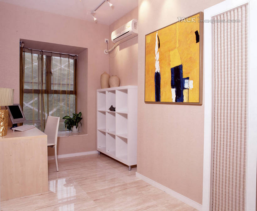 无人,家,横图,室内,白天,正面,绘画,电脑,显示器,鼠标,键盘,植物,别墅,窗户,窗帘,柜子,家具,书房,天花板,装修,桌子,建筑,椅子,欧式,阴影,艺术,装饰,光线,网络,电器,盆栽,影子,房屋,墙,屋子,公寓,灯光,盆景,储物柜,古典,豪华,文化,输入设备,通讯设备,建设,现代,书桌,装潢,洋房,楼房,玻璃窗,墙壁,墙面,住宅,空调,绿色,白色,自然,帘子,课桌,工艺品,室内装潢,品味,遮阳,台式电脑,生长,成长,华丽,修饰,样板房,明亮,美术,点缀,调节,高雅,舒适,家电,家居装潢,家用电器,储存,挂画,通信设备,调整,房屋设计,地中海风格,古典风格,简约风格,室内设计,输出设备,宽敞,样板房装潢,美学,衬托,美观,雅致,雅观,储备,蕴藏,贮备,空气调节器,设计,装饰画,彩图,房子,贮存,szzm1