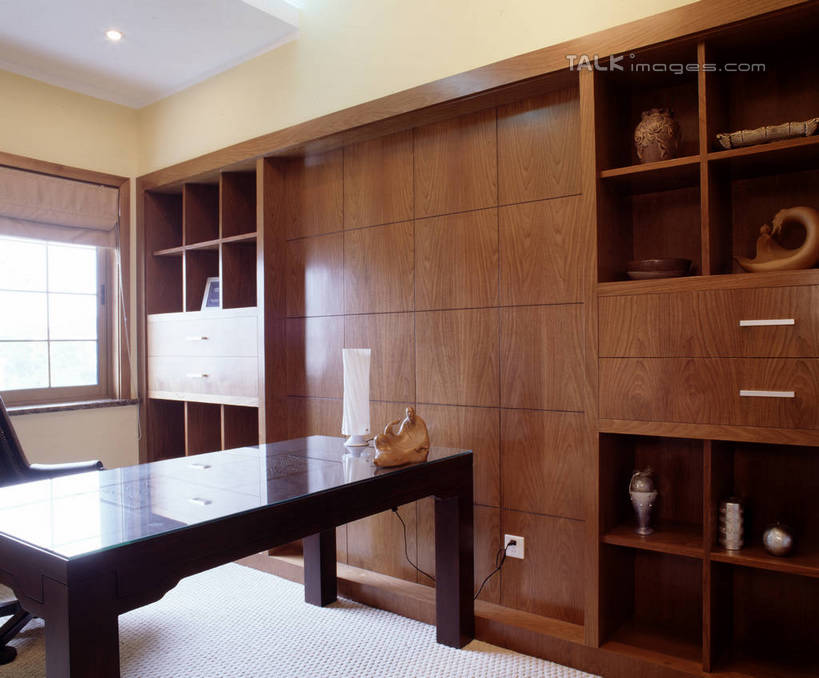 无人,家,横图,室内,白天,正面,别墅,柜子,家具,书房,天花板,装修,桌子,建筑,花瓶,照明,欧式,阴影,装饰,光线,木制,影子,陶瓷,房屋,墙,屋子,公寓,灯光,陶瓷制品,储物柜,豪华,建设,现代,书桌,装潢,洋房,楼房,顶灯,墙壁,墙面,住宅,灯,课桌,木制品,瓶子,灯具,室内装潢,样板房,明亮,照亮,舒适,家居装潢,照明设备,储存,房屋设计,地中海风格,古典风格,简约风格,室内设计,宽敞,样板房装潢,储备,蕴藏,贮备,设计,彩图,房子,贮存,szzm1