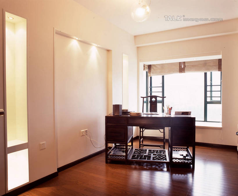 无人,家,横图,室内,白天,正面,别墅,窗户,地板,家具,书房,天花板,装修,桌子,建筑,椅子,照明,欧式,阴影,装饰,光线,影子,房屋,木椅,墙,屋子,公寓,灯光,地面,豪华,建设,现代,书桌,装潢,洋房,楼房,顶灯,木地板,玻璃窗,墙壁,墙面,住宅,灯,课桌,灯具,室内装潢,样板房,明亮,照亮,舒适,家居装潢,照明设备,房屋设计,地中海风格,古典风格,简约风格,室内设计,宽敞,样板房装潢,设计,彩图,房子,szzm1