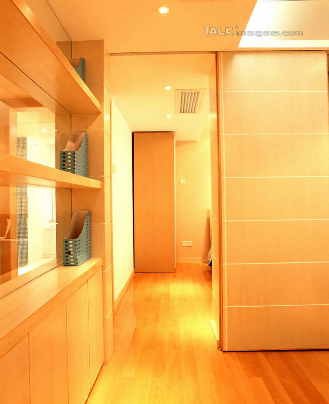 无人,家,竖图,室内,白天,正面,别墅,地板,家具,门,书房,天花板,装修,建筑,工艺美术品,照明,欧式,阴影,艺术,装饰,光线,影子,房屋,墙,屋子,公寓,灯光,艺术品,地面,豪华,建设,现代,装潢,洋房,楼房,顶灯,木地板,墙壁,墙面,住宅,灯,工艺品,灯具,门框,室内装潢,工艺,样板房,明亮,照亮,美术,舒适,家居装潢,照明设备,房屋设计,地中海风格,古典风格,简约风格,室内设计,宽敞,样板房装潢,设计,彩图,房子,szzm1