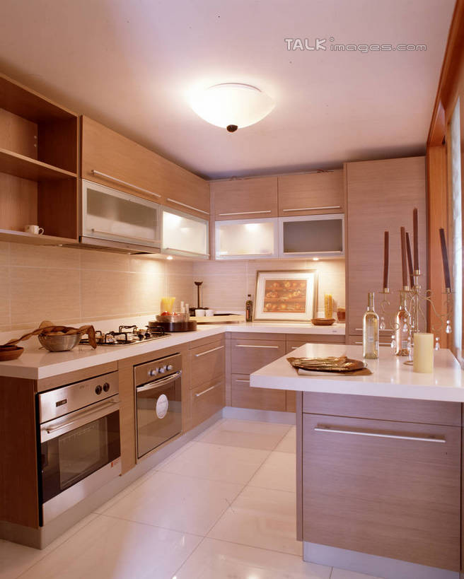 无人,家,竖图,室内,白天,正面,别墅,厨房,柜子,家具,天花板,装修,桌面,桌子,建筑,厨具,照明,欧式,阴影,装饰,光线,工具,水槽,水龙头,影子,房屋,墙,屋子,公寓,灯光,储物柜,豪华,干净,建设,现代,水斗,装潢,洋房,楼房,顶灯,开关,墙壁,墙面,住宅,灯,灯具,室内装潢,打开,油烟机,灶具,样板房,明亮,照亮,阀门,卫生,舒适,家居装潢,吸油烟机,开启,照明设备,储存,燃气灶,房屋设计,地中海风格,古典风格,简约风格,室内设计,宽敞,样板房装潢,水咀,燃气具,储备,蕴藏,贮备,设计,彩图,房子,灶间,厨房料理台,贮存,料理台,szzm1